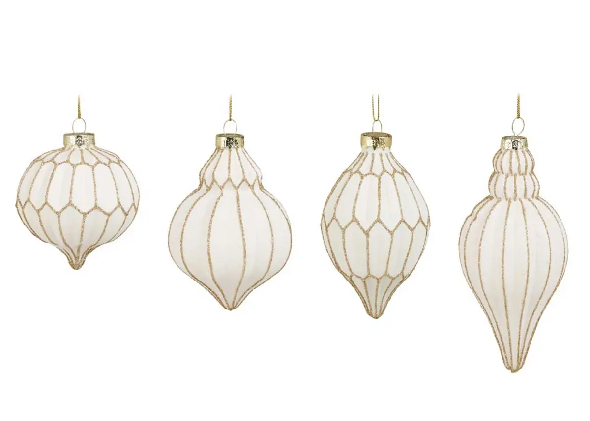 VO -GULA ORNAMENT NA ZAVESENIE WHITE GOLD